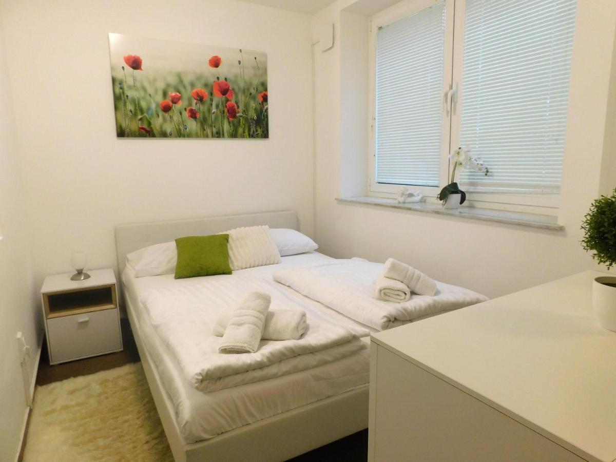Modern Center Studio Under The Castle - Free Parking Daire Ljubljana Dış mekan fotoğraf